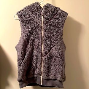 Prana teddy vest - size large